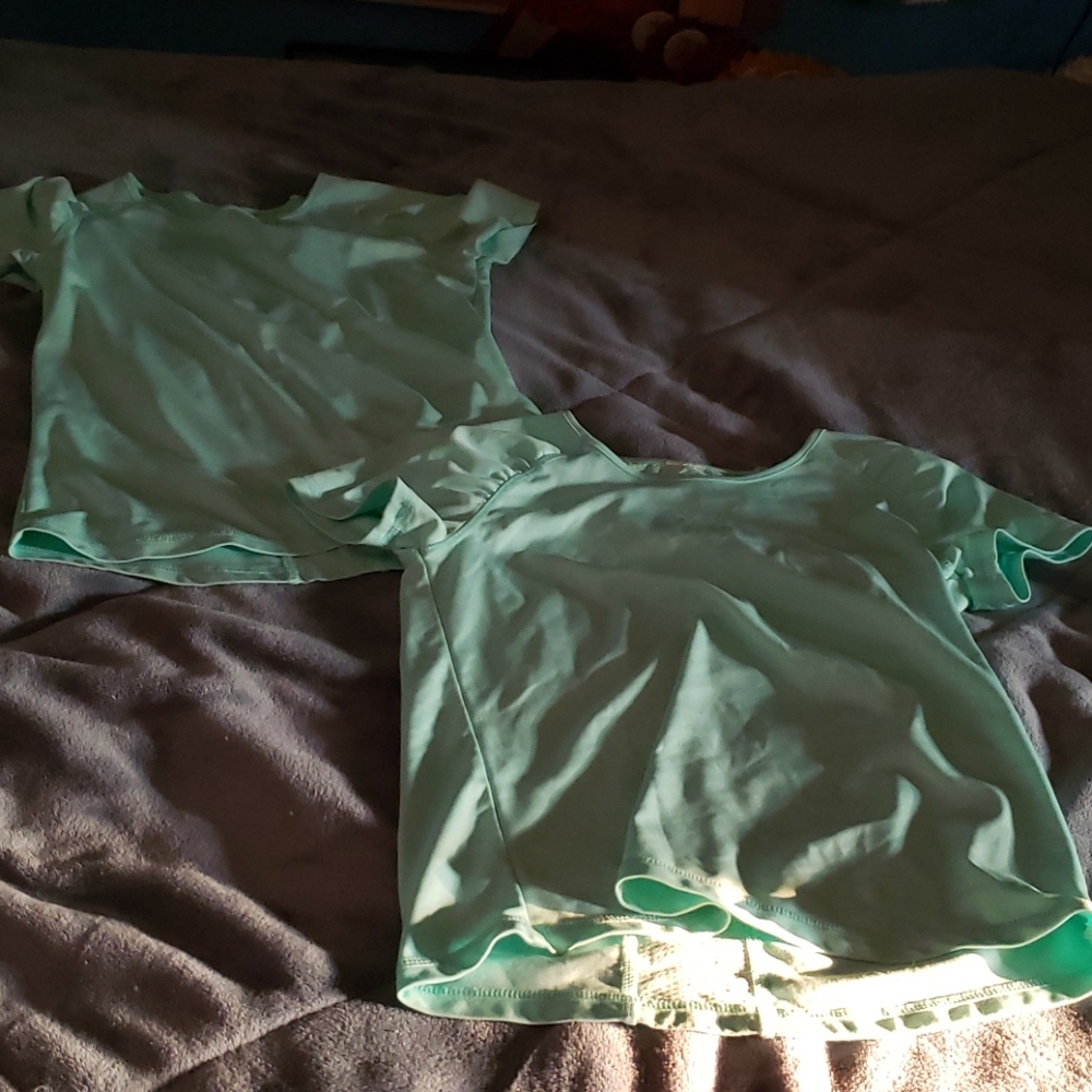 2 exercise shirts